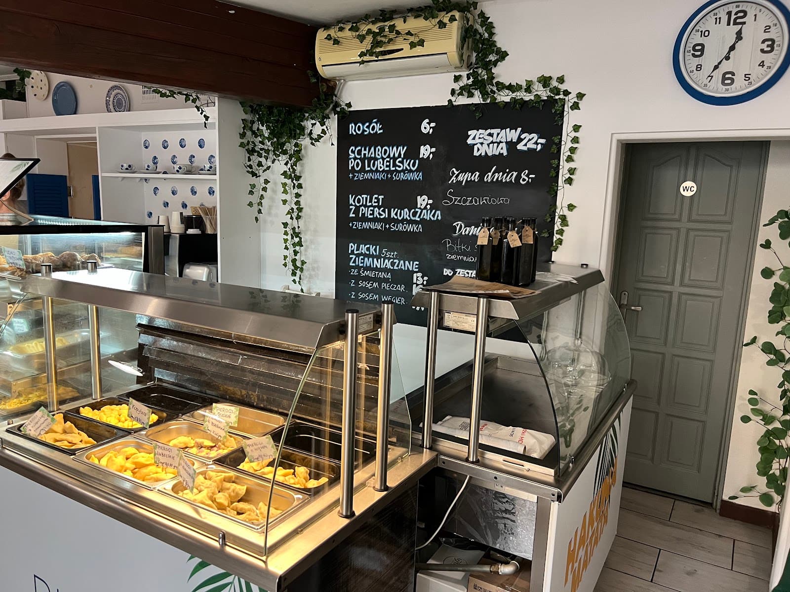 Hakuna Matata Bistro