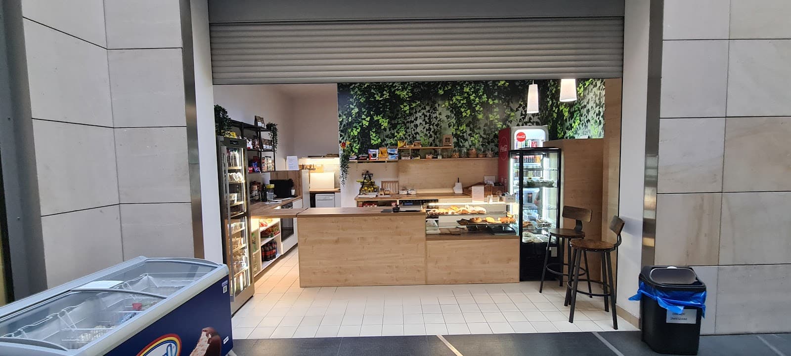 Marmolada, Chleb i Kawa