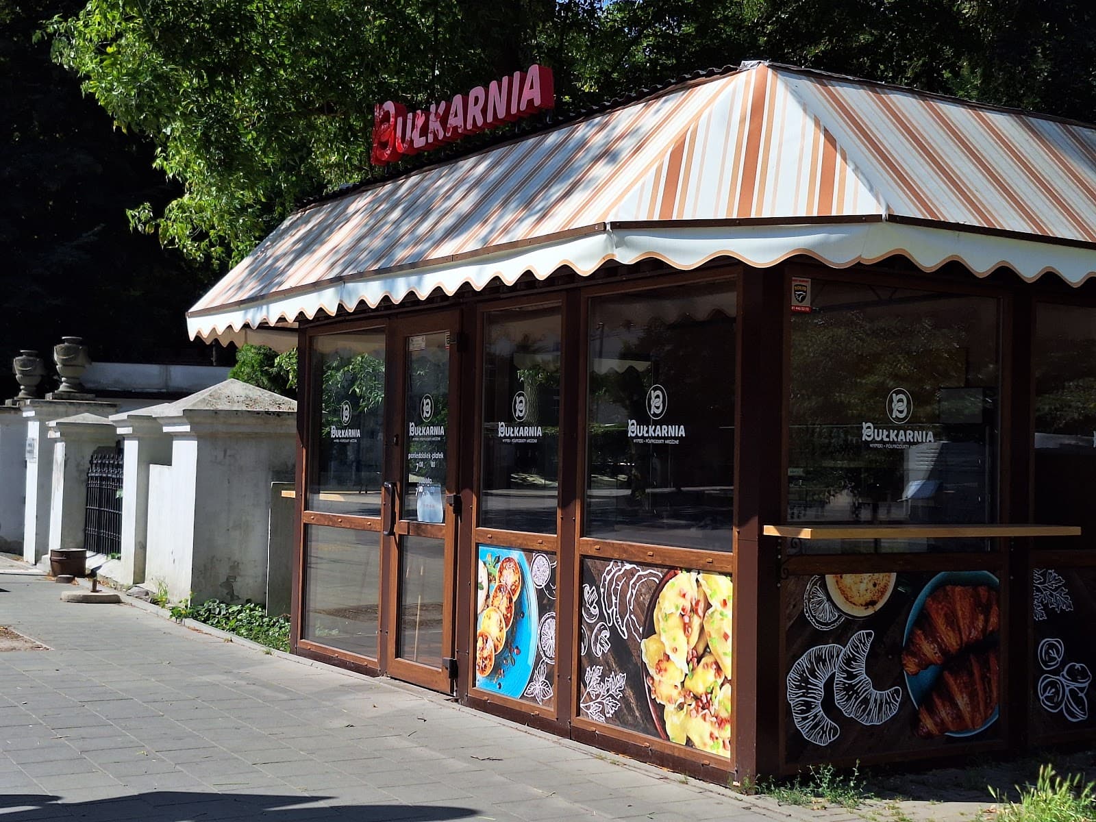 PIEKARNIA BUŁKARNIA - wypieki, bułki, chleby, drożdżówki, kawa .