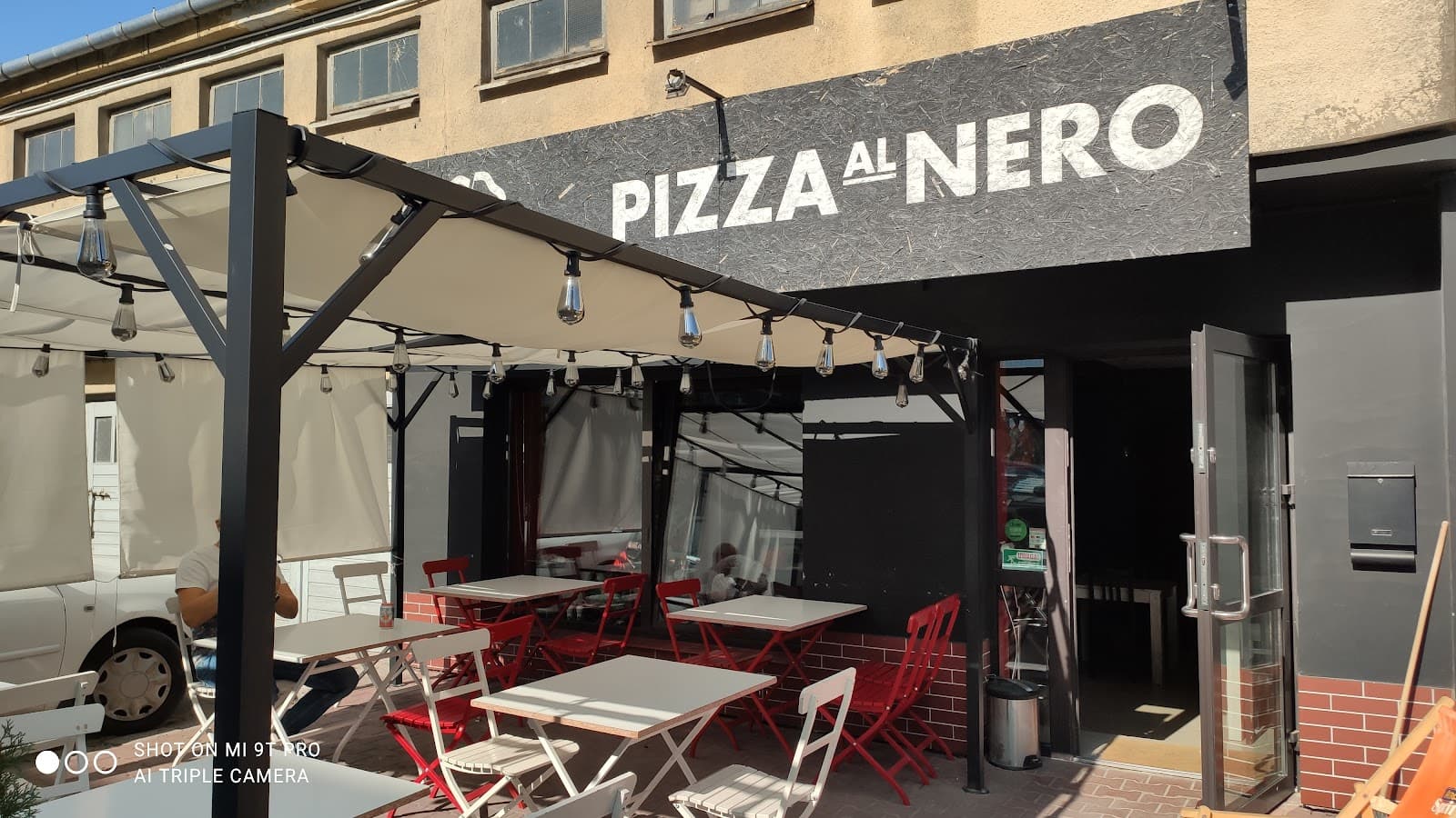 Pizza Al Nero
