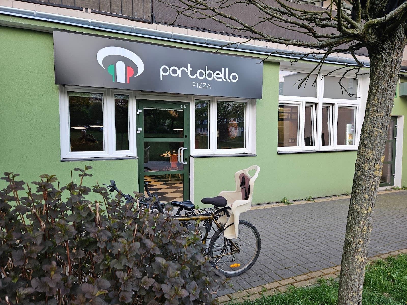 Portobello Pizza Radości