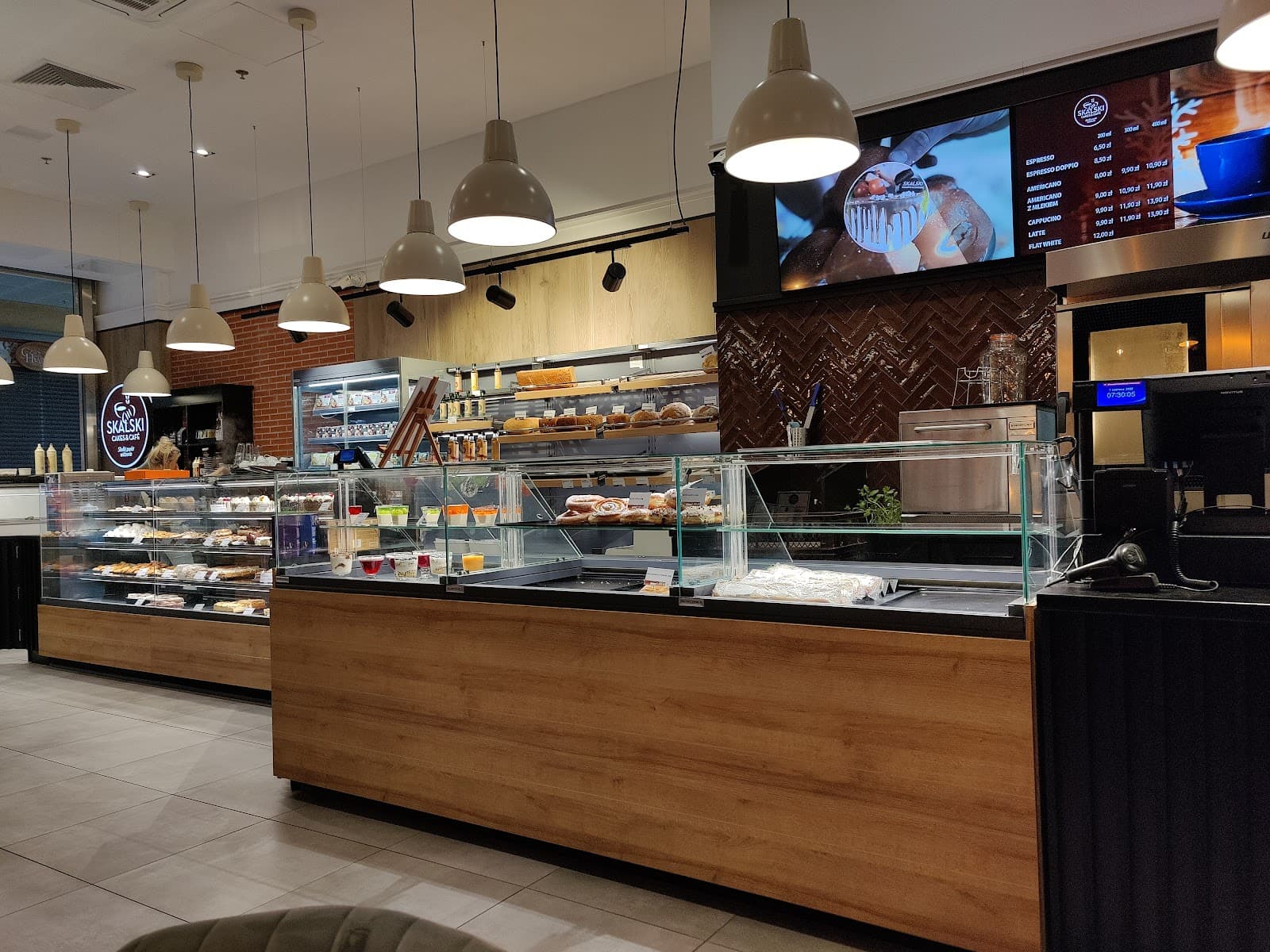 Skalski Cakes & Cafe