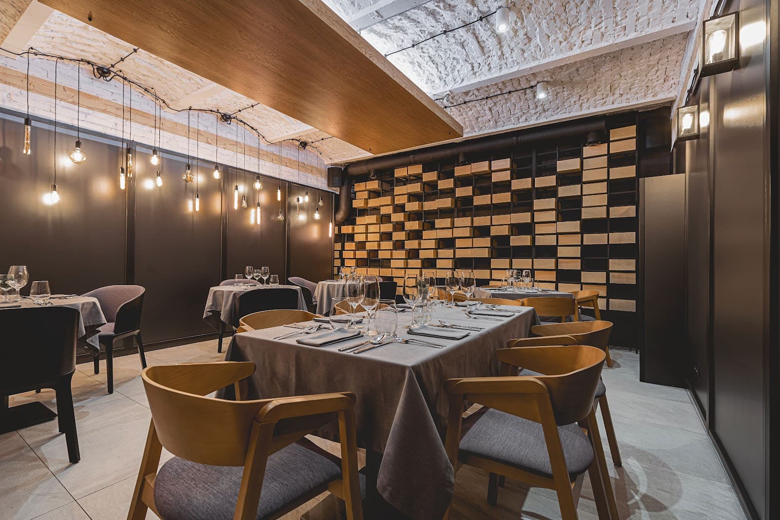 TINTO Wine Bar Restauracja